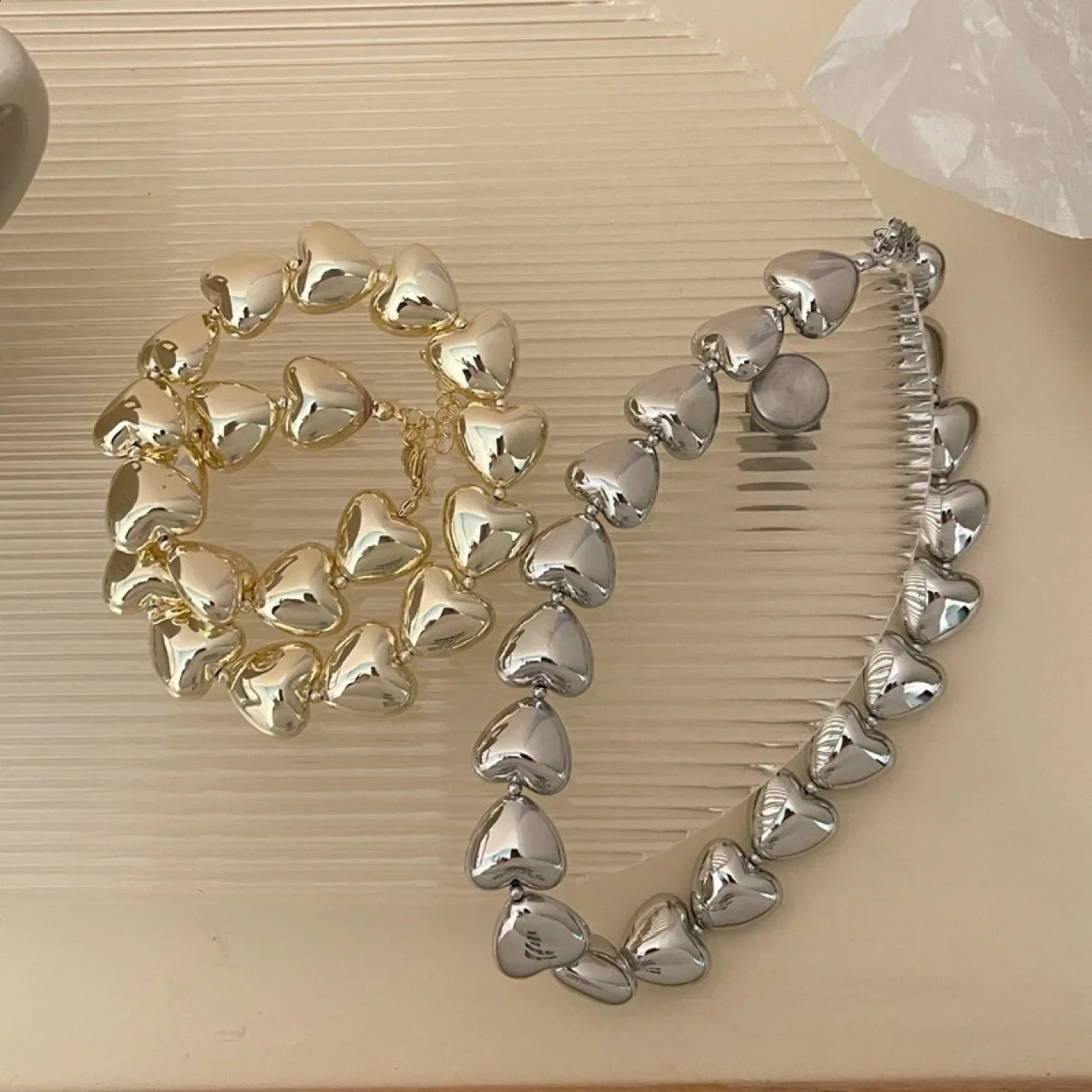Exaggerated Sweet Cool Style Heart Necklace Collar Chain Female Temperament Neckchain 240826