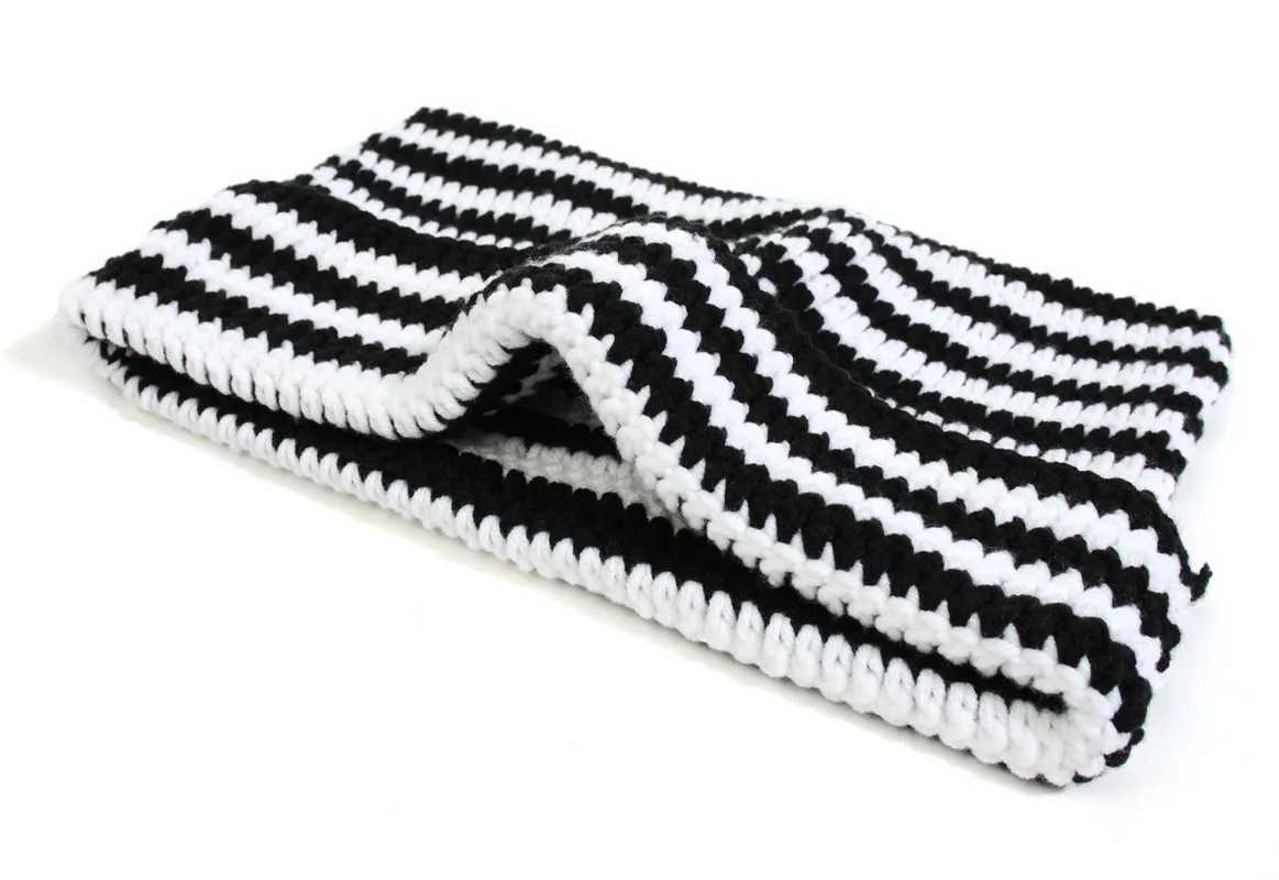 New Japanese streetwear Harajuku Beanie Little Devil Striped Knitted Hat with Girls Autumn Cute Cat Ear Hat X250212