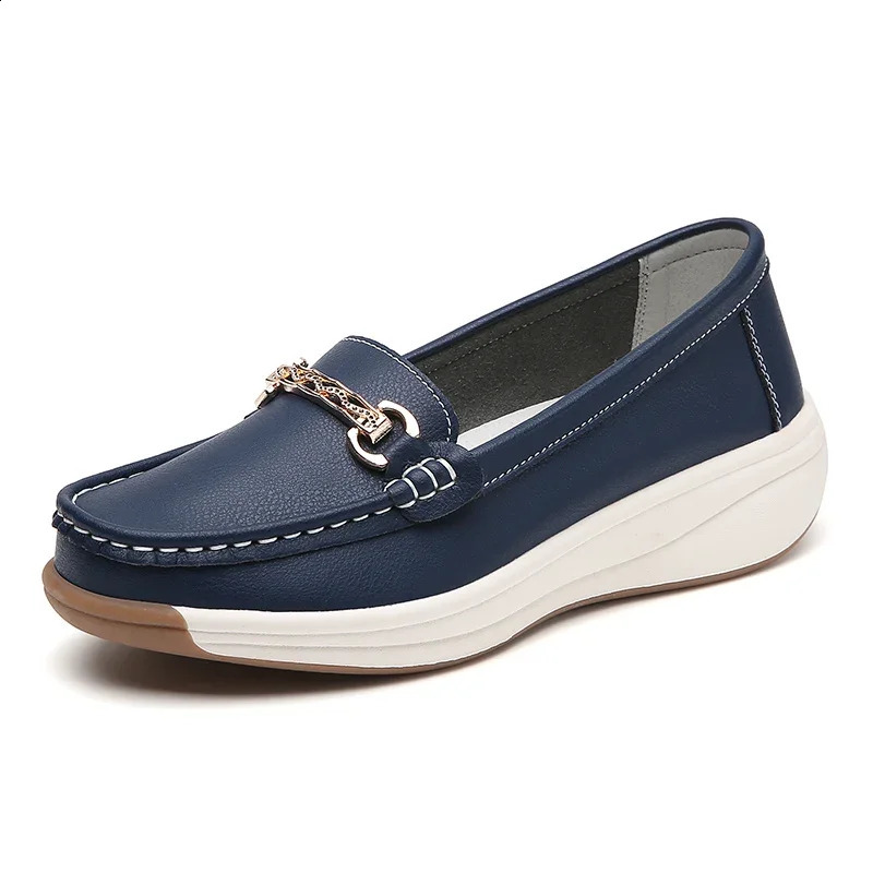 Spill leather womens casual shoes er flat shoes womens wedge sports shoes Slip on Ladies Moccasins Zapatos Mujer 240914
