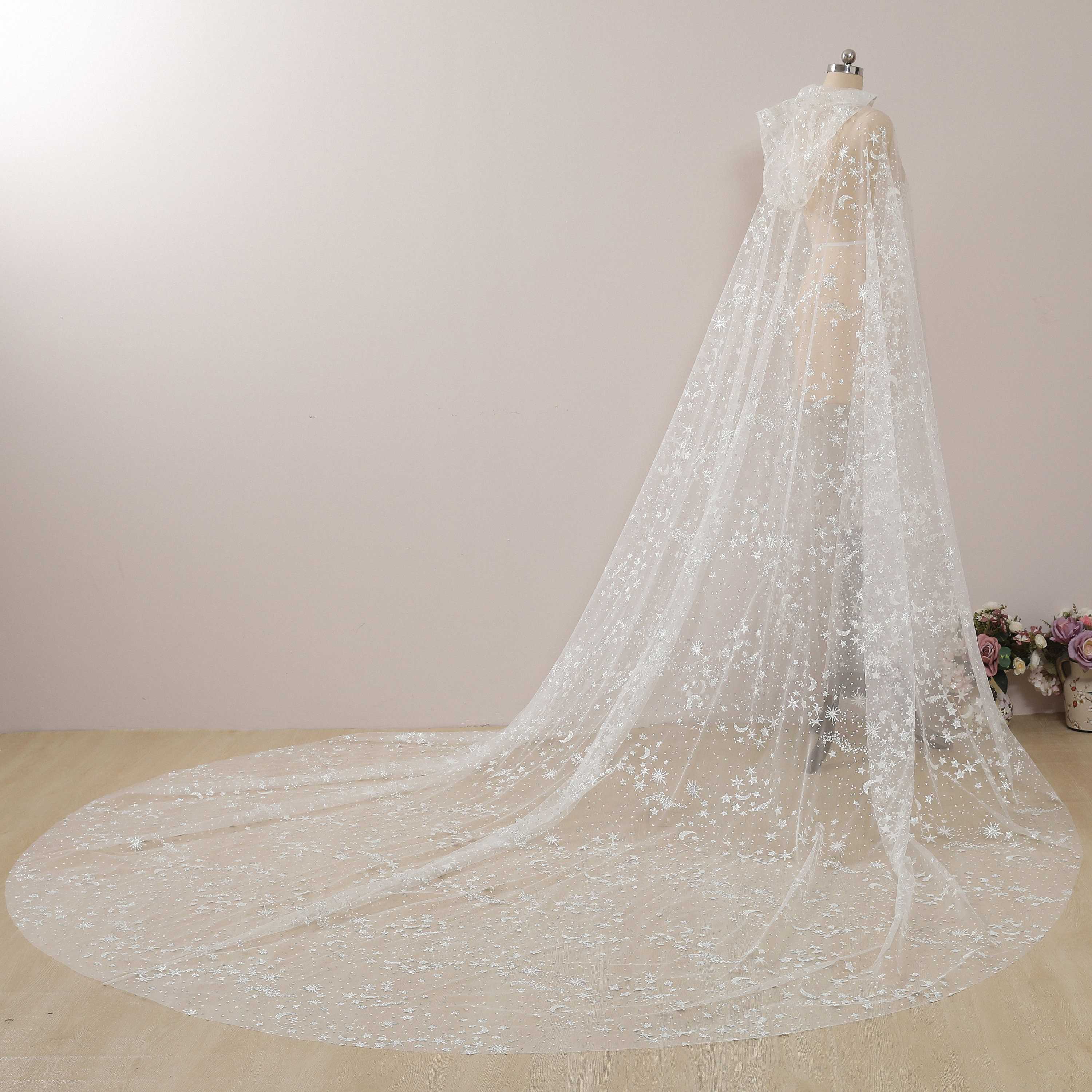 One Layer Wedding Veil With Comb Lace Edge Bridal Veils Ivory Appliqued Cathedral Wedding Veils Hair Accessories For Bride