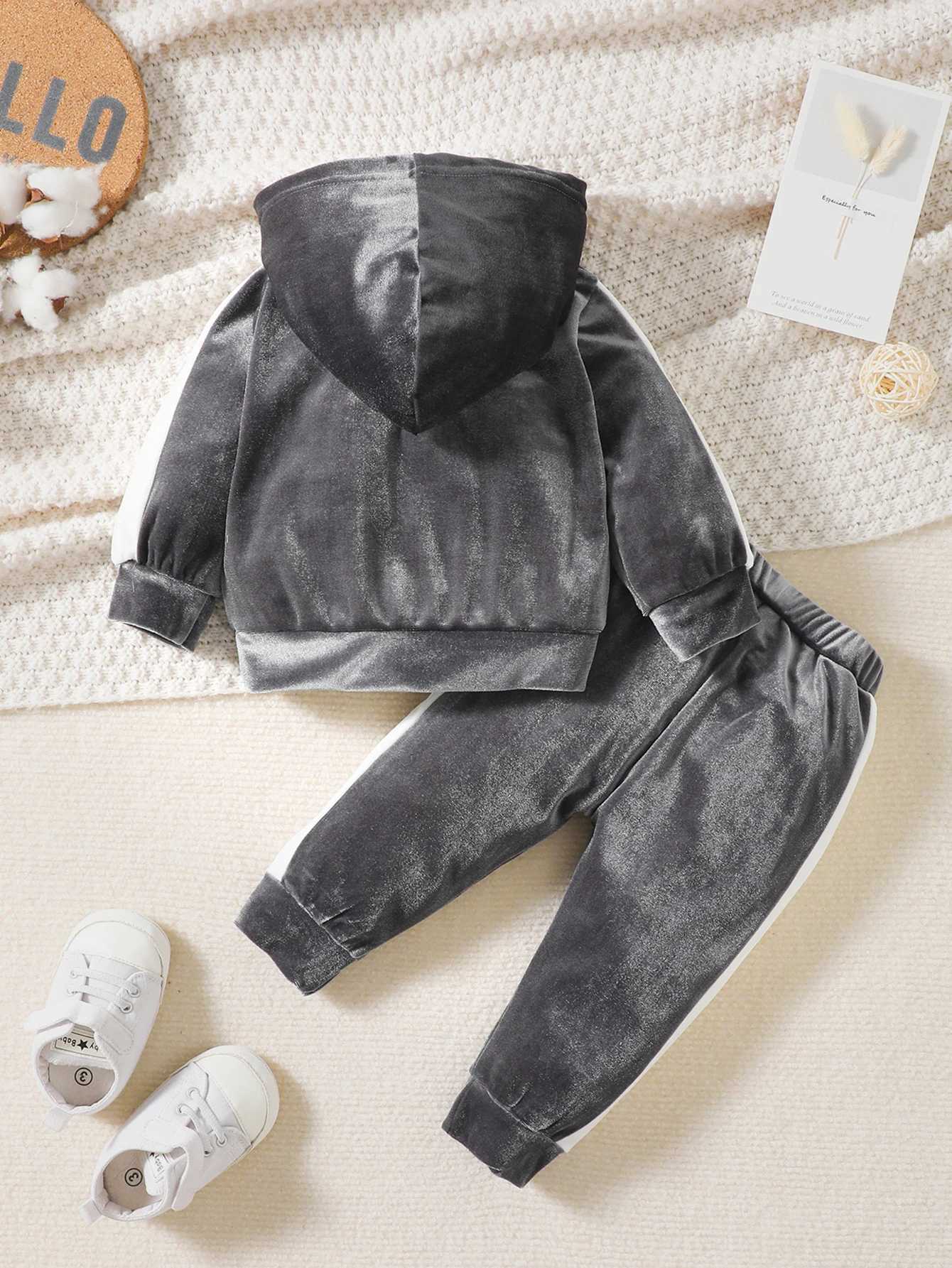 Clothing Sets Autumn And Winter Male Baby Smooth Velvet Suit Hooded Matching Color Hoodie Elastic Waist Trousers Sports Casual Two-Piece Set H241126