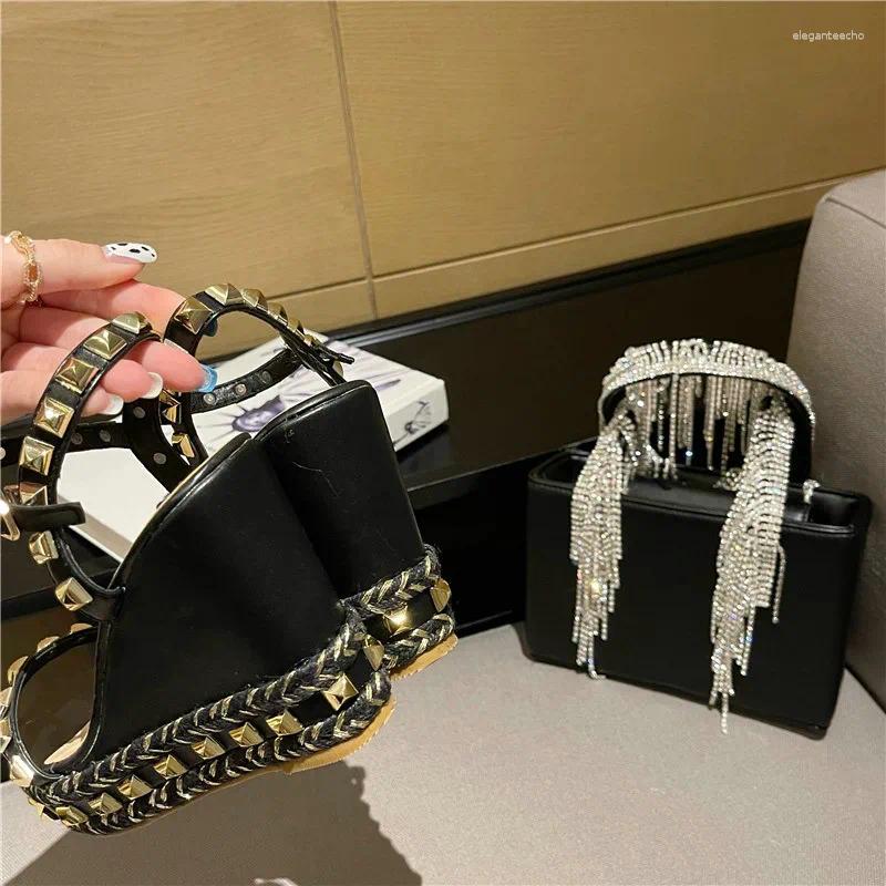 2025 S Fashion Designer Sandals Summer Platform Women Peep Toe High Wedges Heel Ankle Buckles Sandalia Rivet Female Shoes