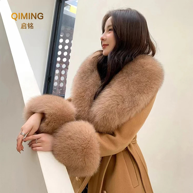 Winter real fox fur collar womens large fur scarf set fluffy fur shawl fur cuff set fur wrapped scarf jacket 240909