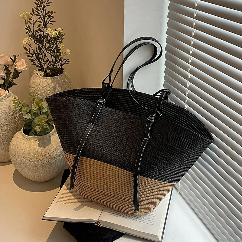 Large Grass Bag Beach Shopping Bag Rattan Womens Shoulder Bag Womens Handmade Grass Basket Summer Handbag 240907