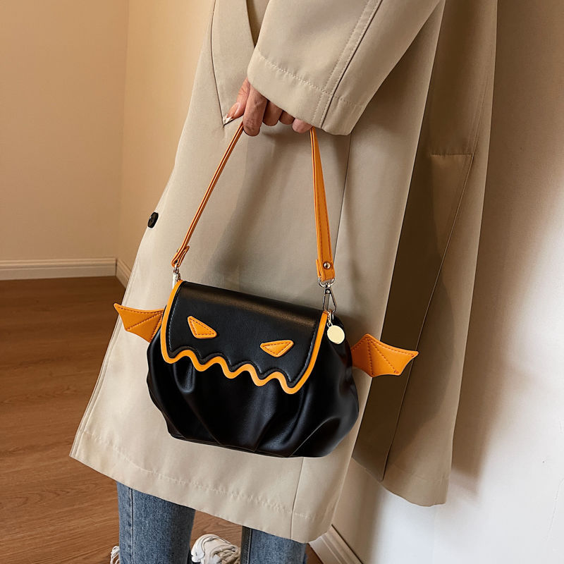 2025 Designer Women Shoulder 3 Trendy Halloween Versatile Cute Fashion Personality Crossbody Bag Free shipping