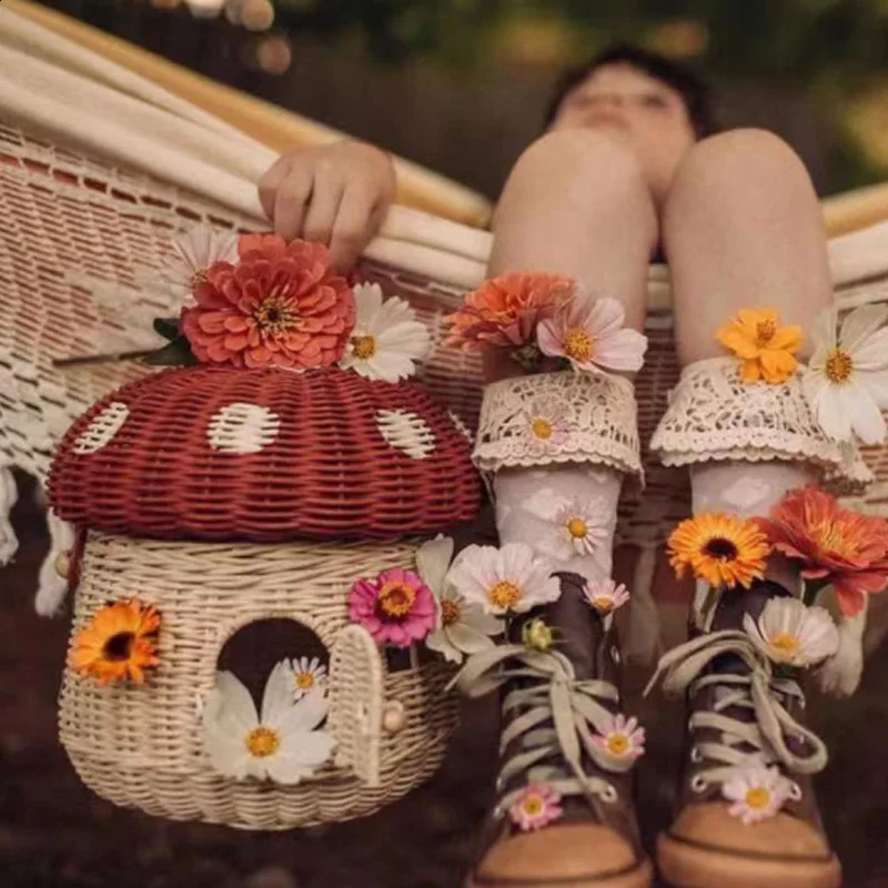 Rattan woven mushroom basket Bohemian portable straw storage box Outdoor vacation picnic basket Childrens toys Sunshine organizer 240903