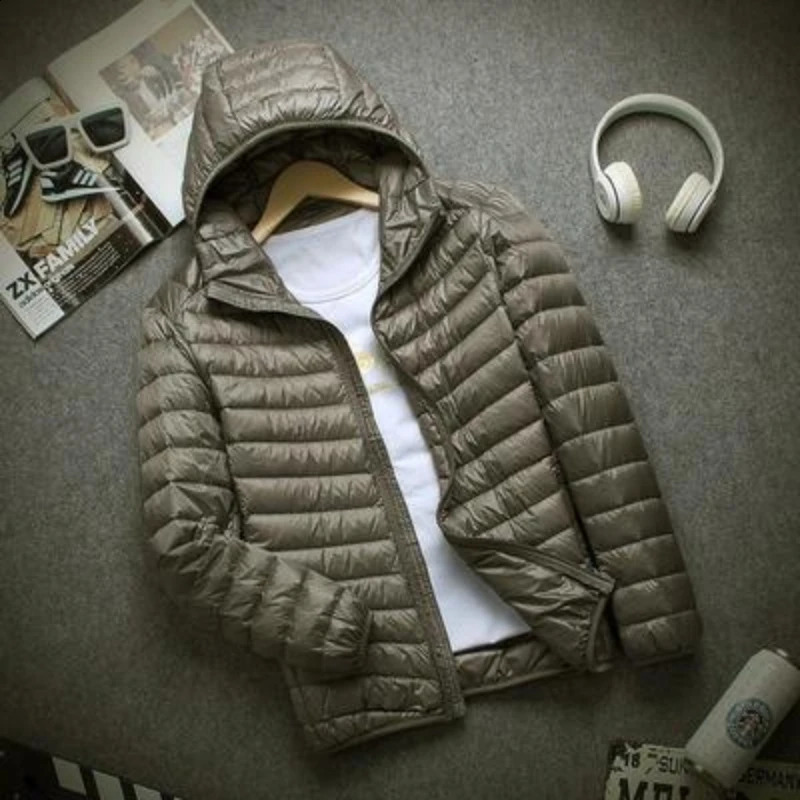 Mens Jacket 90% White Duck style Ultra Light Down Jacket Mens Lightweight Jacket Hooded Feather Jacket 240909