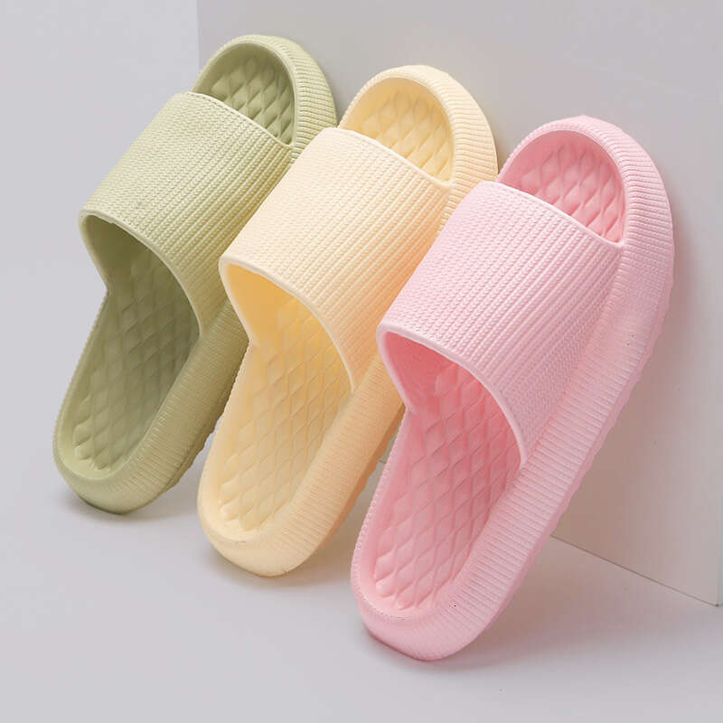 Women's Thick Platform Cloud Slippers EVA Soft Sole Pillow Slides Summer Beach Flip Flops Women Non Slip Bathroom Home Slippers C07