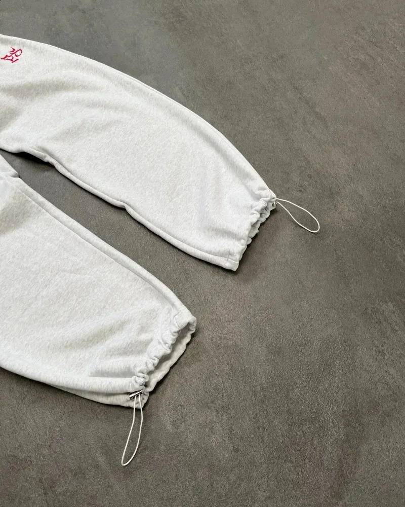 Harajuku Fashionable Sweatpant Y2k Casual Loose Versatile Oversized Ninepoint Pants Street Fashion Trousers Men 240904
