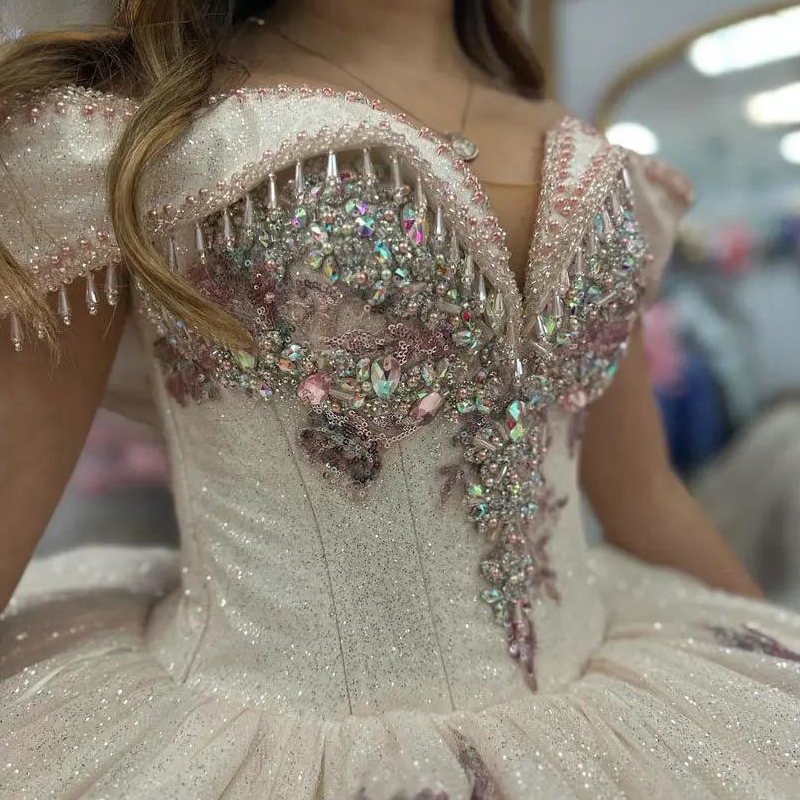 Sparkly Crystal Sequined Appliques Lace Quinceanera Dresses Ball Gown Off The Shoulder Beading Tassel Sweet 15 Birthday Party