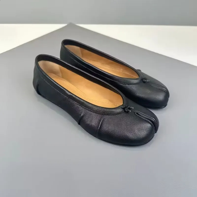 2024 Pleated Women Ballet Flats Tabi Shoes Casual Slip-on Loafers Ladies Split Toe Leather Espadrilles atillas Mujer 240906