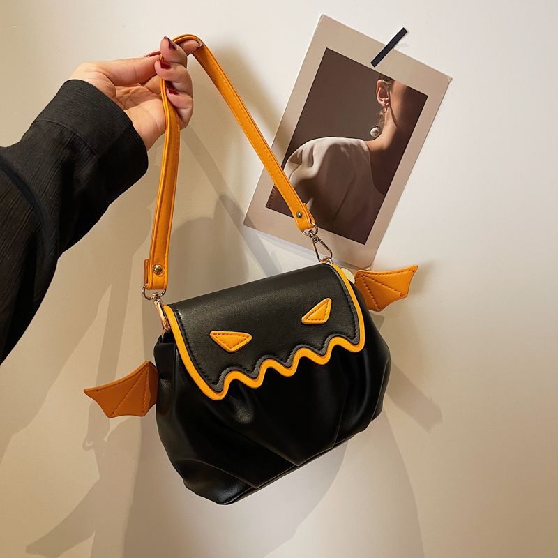 2025 Designer Women Shoulder 3 Trendy Halloween Versatile Cute Fashion Personality Crossbody Bag Free shipping