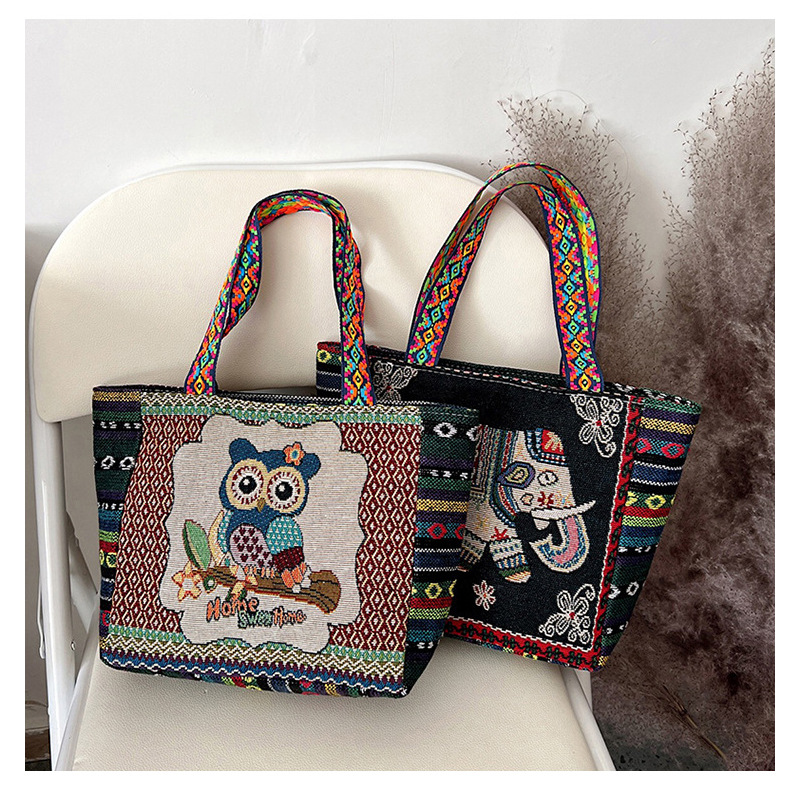 Embroidered literary retro shoulder bag women's en embroidery handbag women dh910320090
