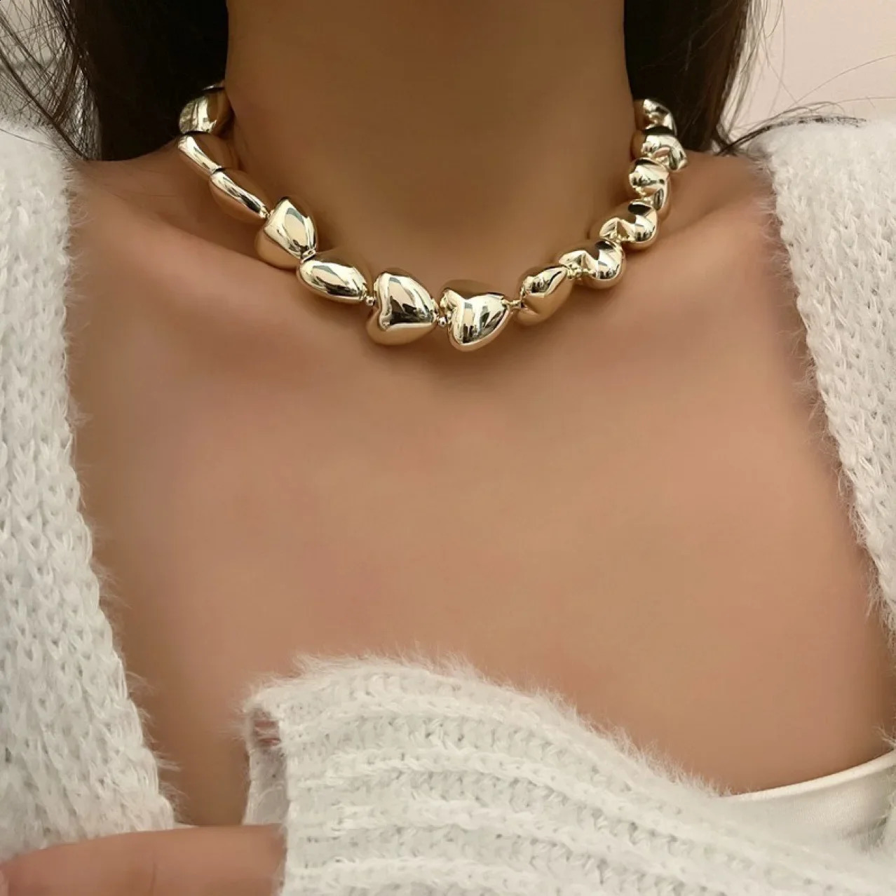 Exaggerated Sweet Cool Style Heart Necklace Collar Chain Female Temperament Neckchain 240826