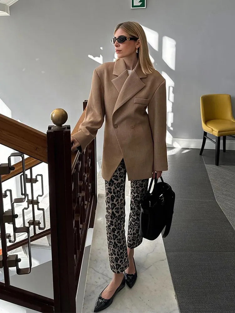 Womens Brown Lapel Solid Blazer Coat Female Commute Long Sleeves Pocket Loose Jacket Casual Lady Irregular Outerwear 240904 B4