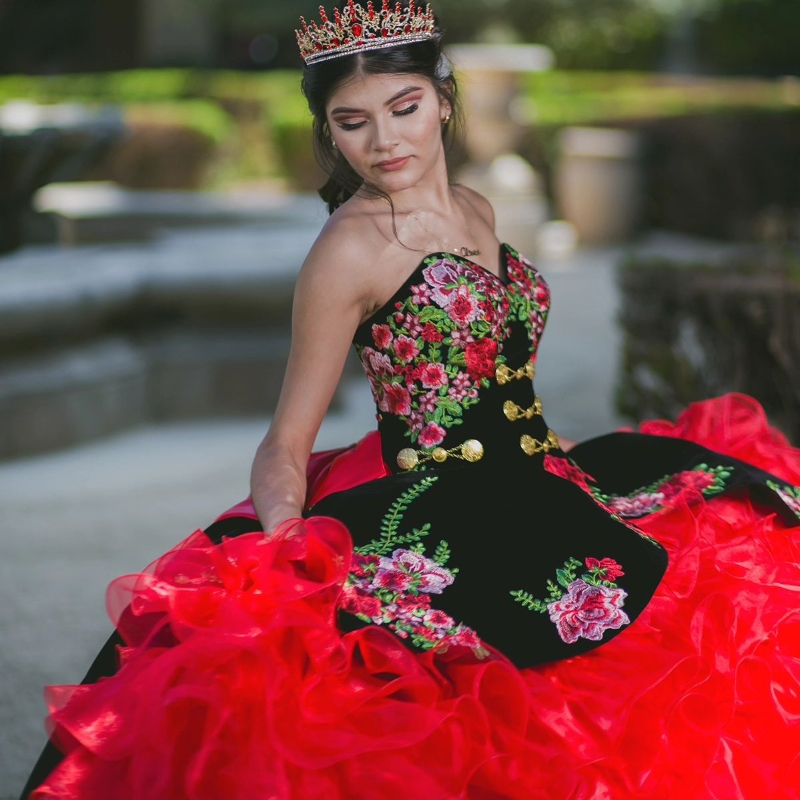 Red Dresses Off The Shoulder Embroidery Bow Tull Tiered Ball Gown Vestidos 15 De Quinceanera Sweet 16 Dress