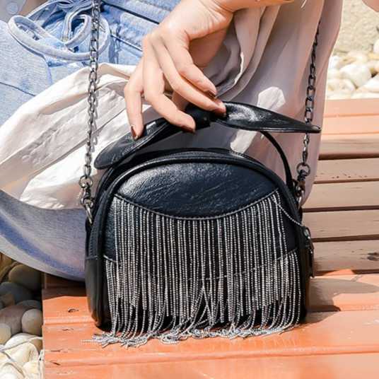 CMM Simple solid color tassel shoulder bag women Korean style trendy brand fashion chain bag PU casual texture crossbody small bag women 240915