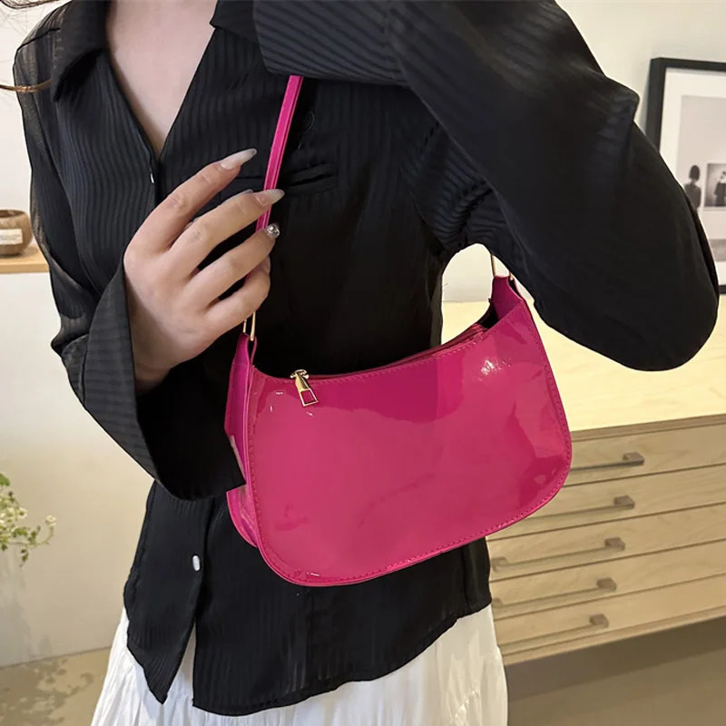 Womens Patent Leather Handbag Versatile Fashion Shoulder Casual Commuting Bags Girl Zipper Handbag Korean 2024 240909ZYl
