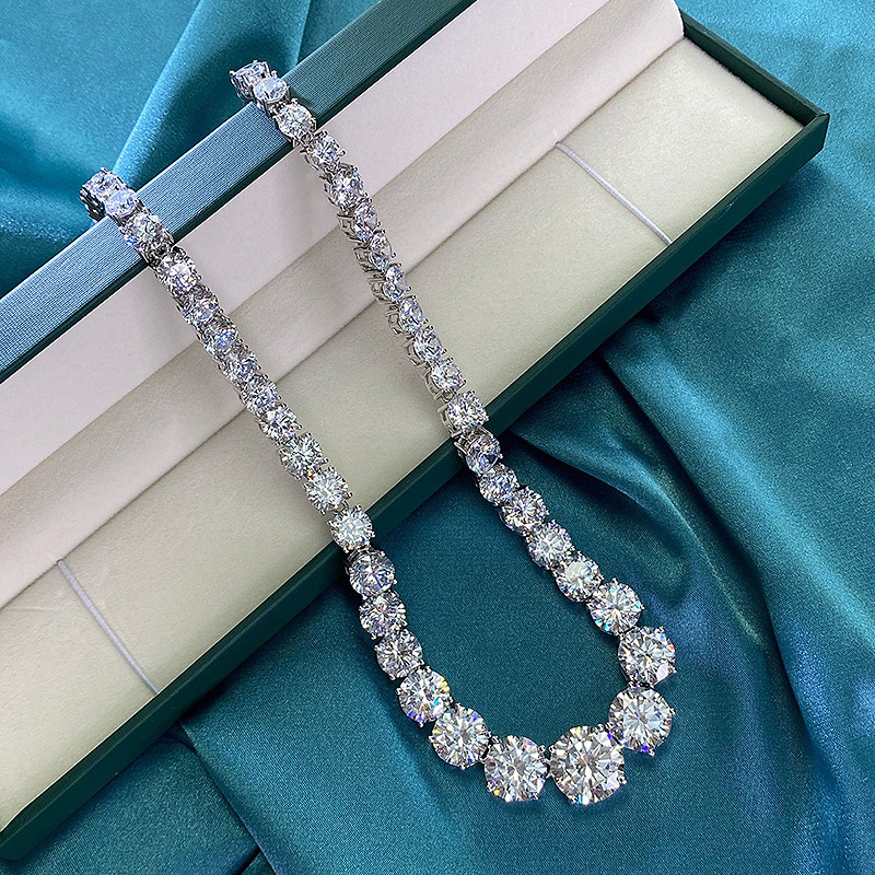 2024 Hip Hop White Moissanite Diamond Luxury Jewelry Real 100% 925 Sterling Silver Tennis Pendant Full Gemstones Gorgeous Party Women Wedding Bride Ne
