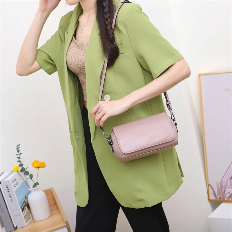 High Quality Genuine Leather Retro Shoulder Bag Designer Bag Women's Fashionable Handbag Shopping Crossbody Bag Women's Multifunctional Comm
