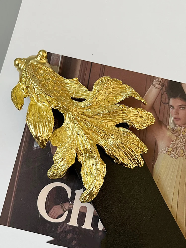 Lanmrem Retro Goldfish Womens PU Metal Buckle with Adjustable Full Match Fashion Street 2024 Arrival 2YA108 240909