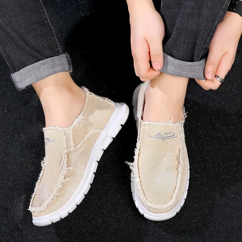 Mens spring casual shoes fashionable canvas shoes breathable and comfortable flat bottom lazy shoes Zapatos De Hombre 240909