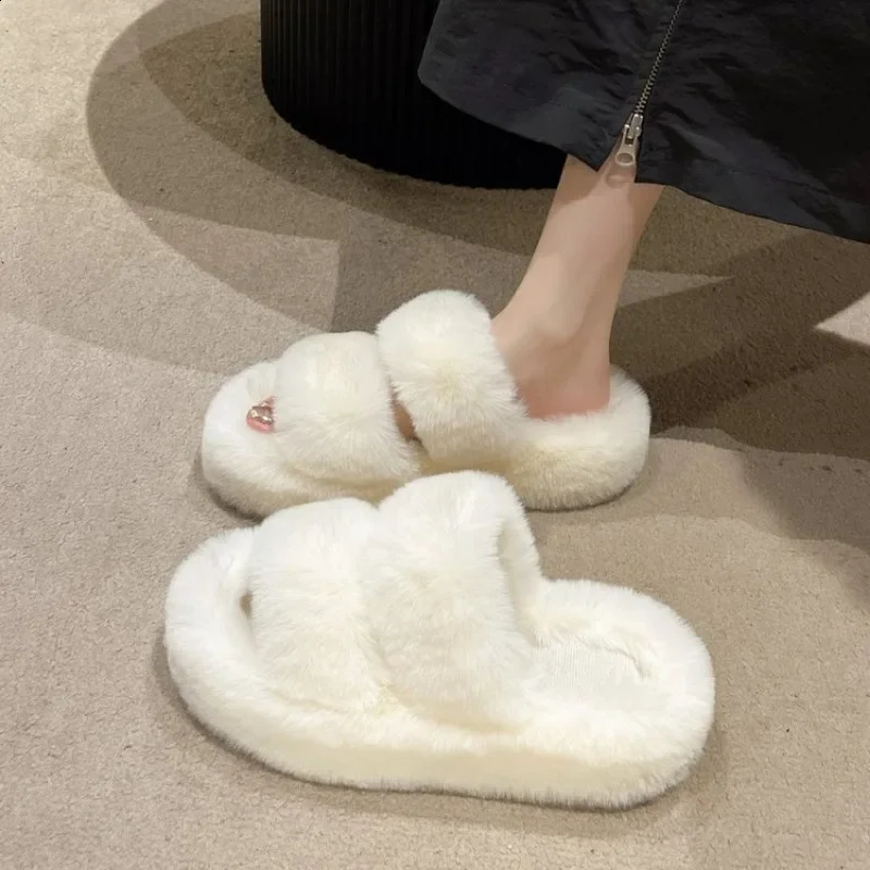 Women Thicken Plush Fur Slippers Winter Slip on Chunky Platform Loafers Mules Woman Thick Bottom Cotton Slippers Flip Flops 240910