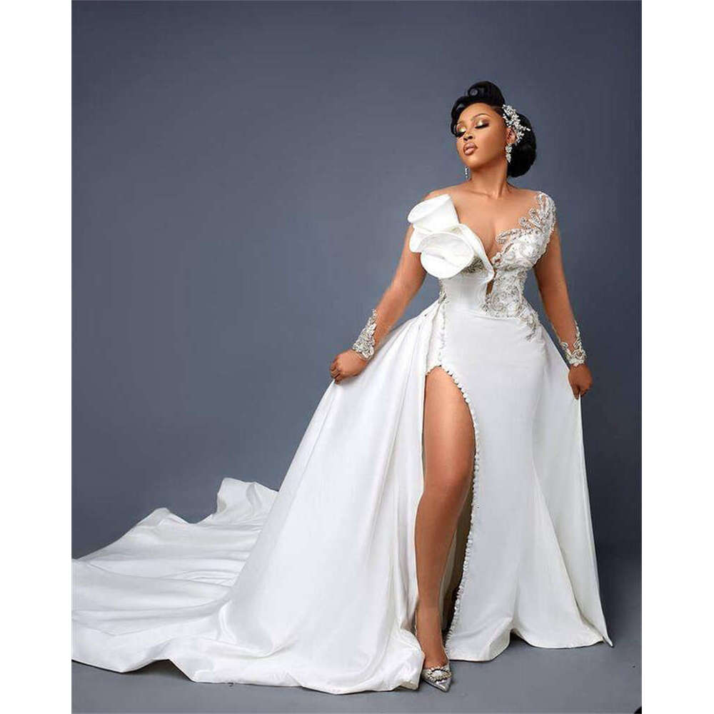 Plus Size African Wedding Dress Side Split Ruffles Beads Bridal Gowns Custom Made Long Sleeves or Length Vestido de novia