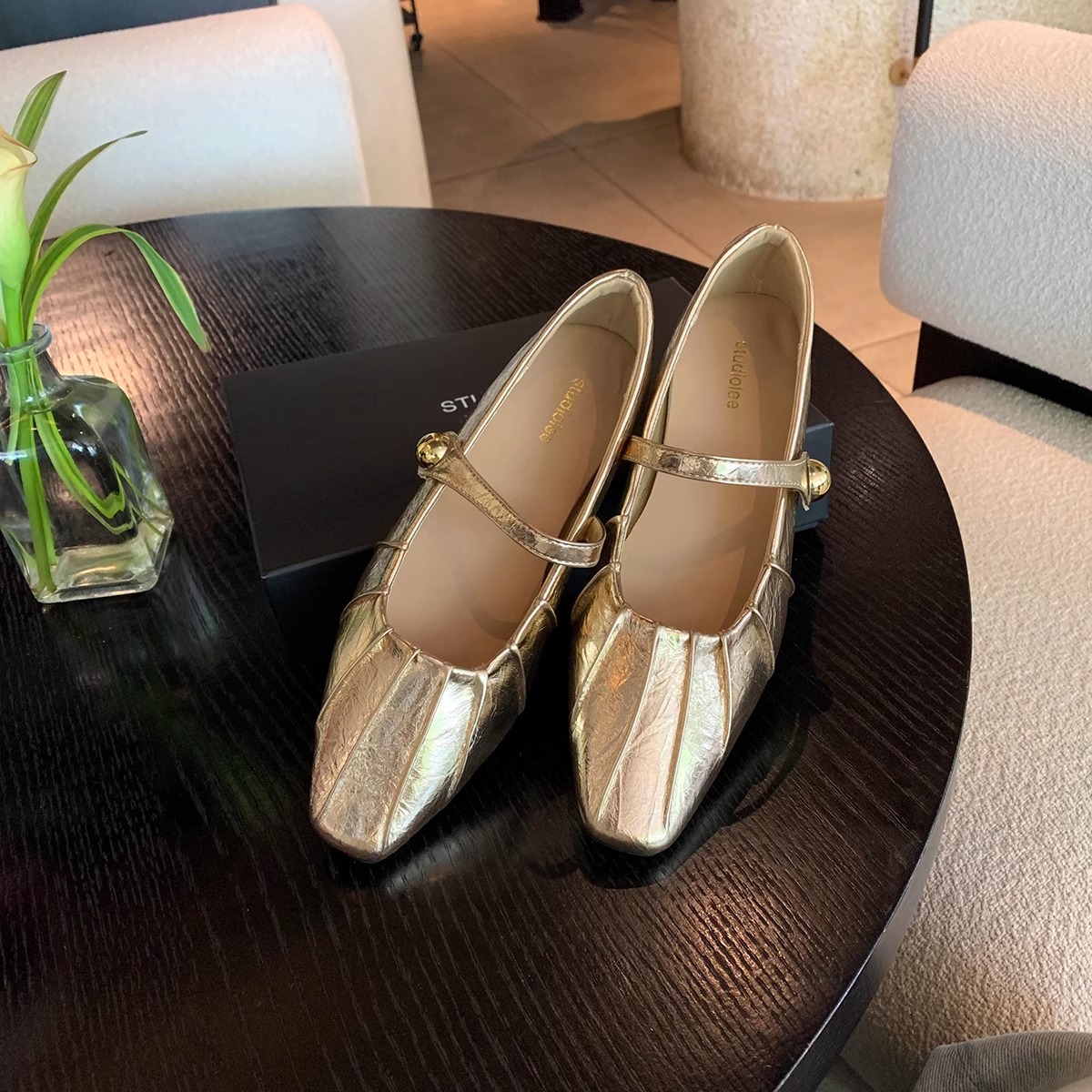 Dress Shoes Women Mary Janes Flats Shallow Pointed Toe Summer Designer Brand Sandals Lolita Walking Chaussures Femme