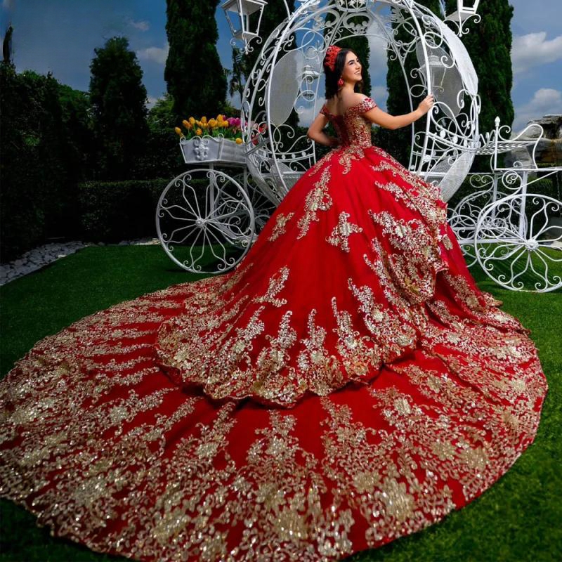 Red Pearls Beading Ruffles Quinceanera Dresses Ball Gown Gold Sequined Appliques Lace Sweet Birthday Party Vestido De 15 Anos
