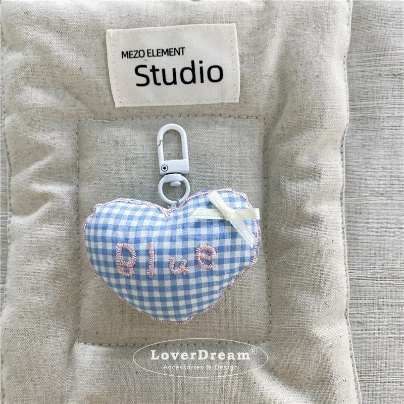 1 piece of sweet lace bow pendant fashionable korean heartshaped checkered keychain charm bag wallet accessories 240910 zhanyishengli
