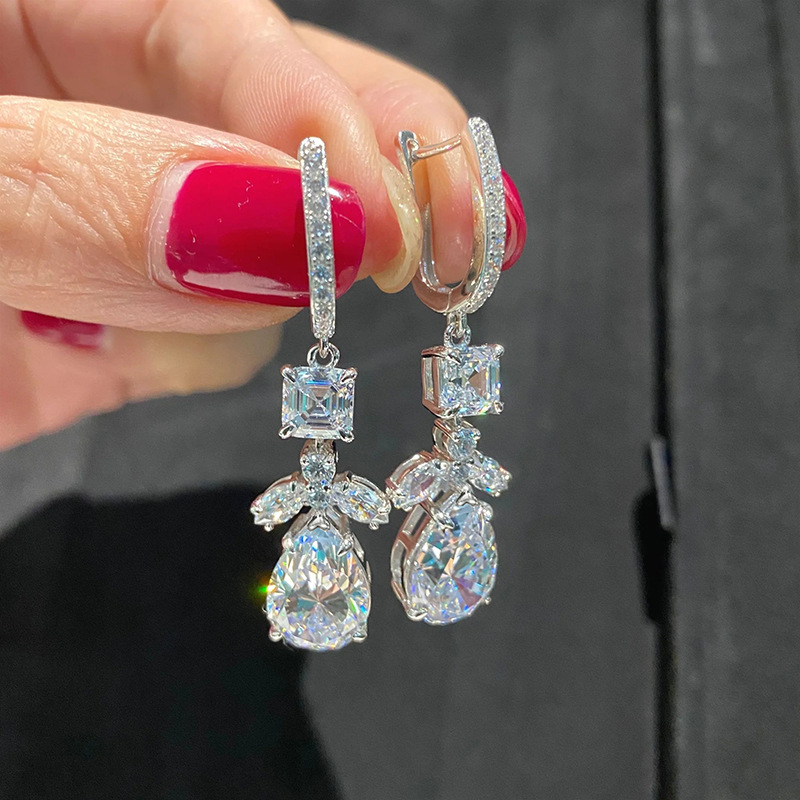 2024 Fashion Accessories Stunning Luxury Ladies Jewellery 925 Sterling Silver Water Drop 5A Cubic Zircon Party Leaf Women Wedding Clip Dangle Earring 