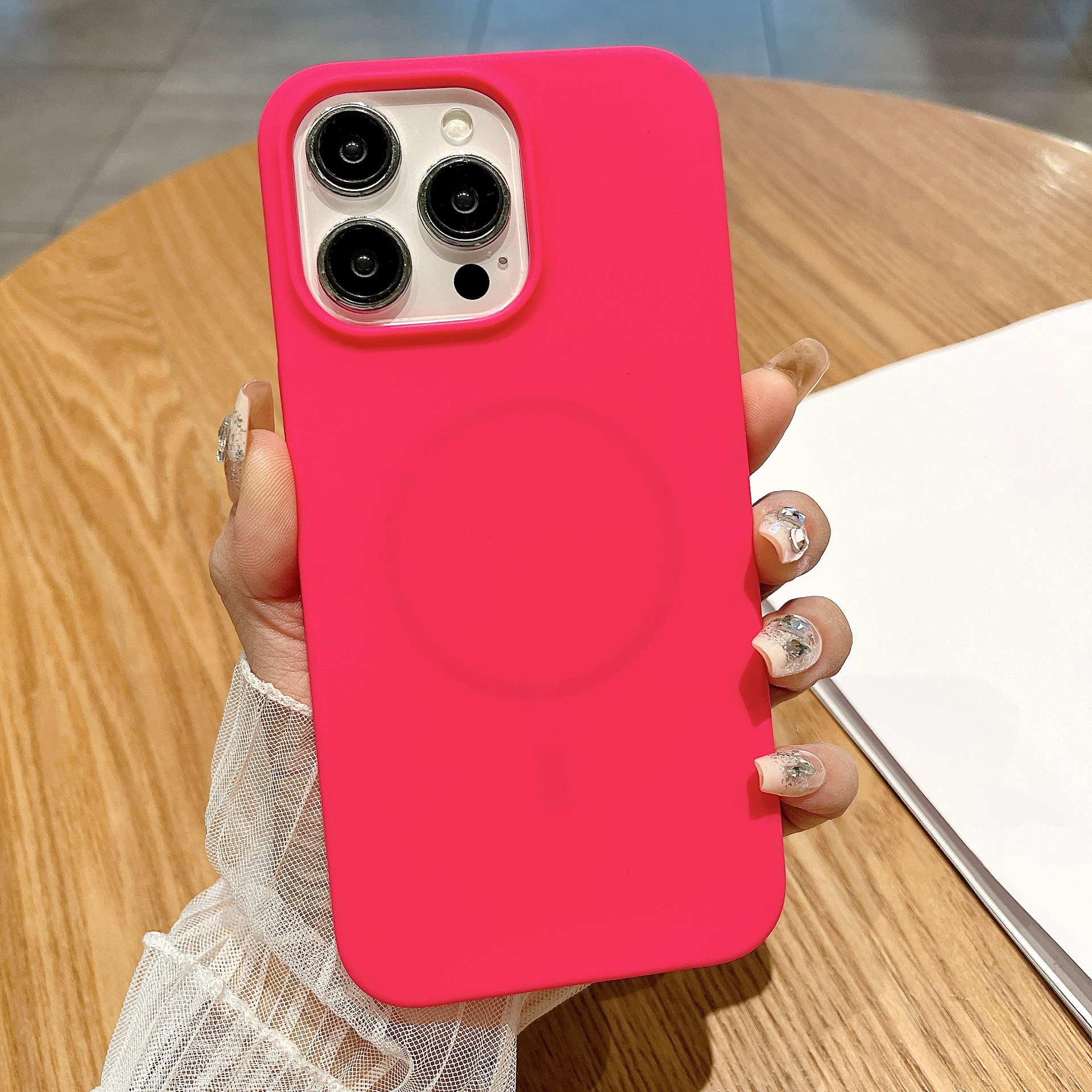 Liquid Silicone Fashion Candy Color Rose Red Magnetic For Magsafe Wireless Charging Case Shockprof Protetive Cover For iPhone 16 15 14 12 13 Pro Max P
