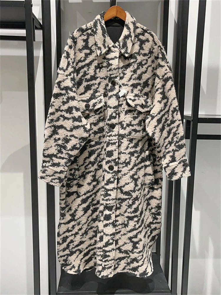 Womens wool plain weave medium length coat autumn and winter womens lapel single chest long coat 240909