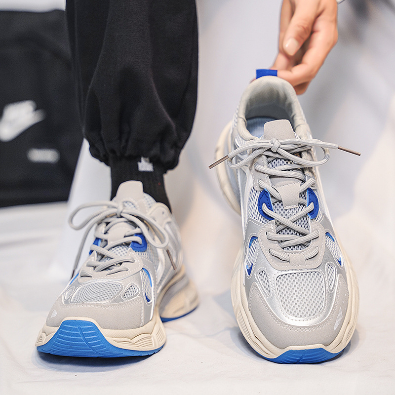 Sports shoes mens summer ultra light running shoes breathable and shock-absorbing professional running shoes 240920