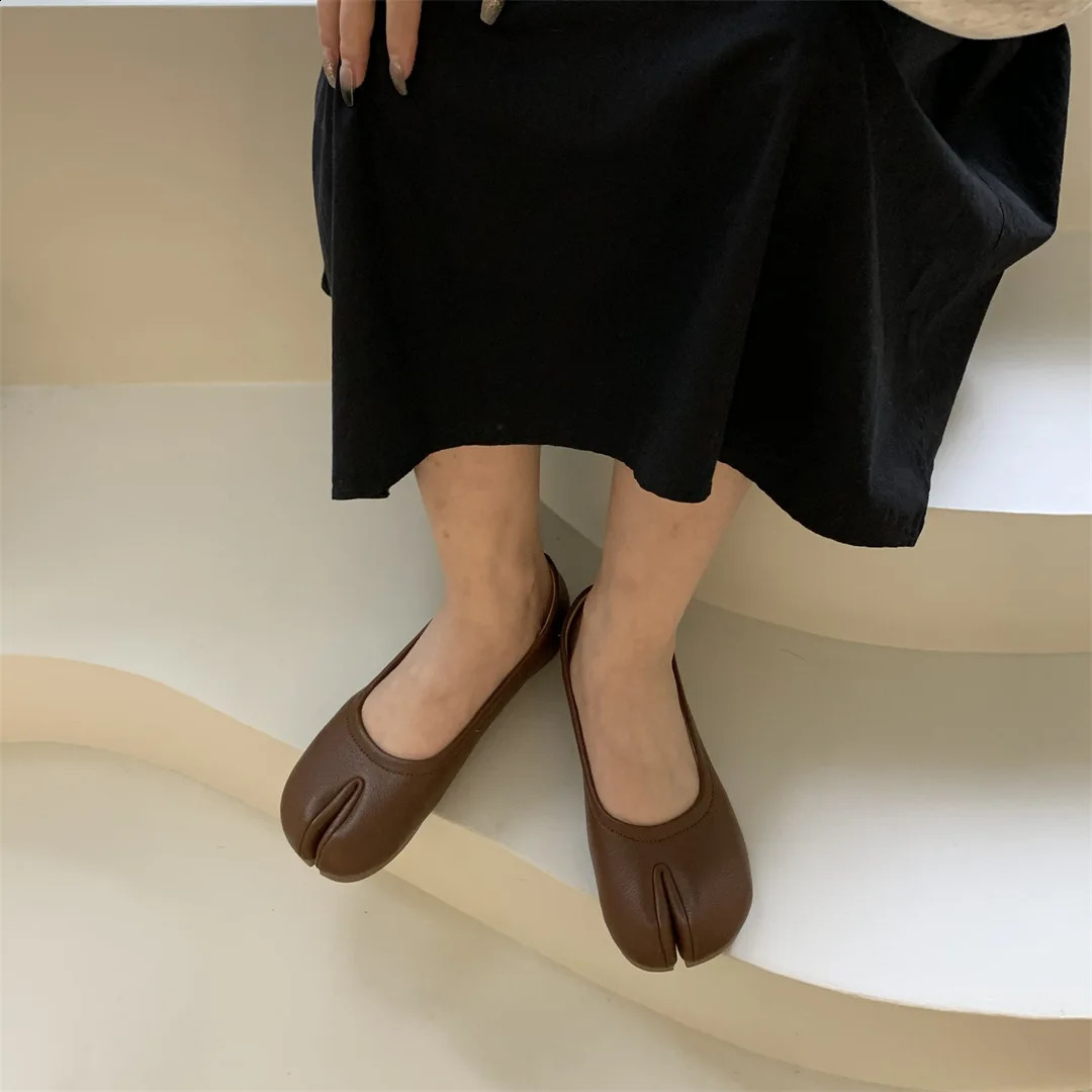 Bailamos Split Toe Flats Ballet Woman Slip On Loafers Soft Bottom Moccasins Tabi Ninja Women Casual Shoes Mujer 240906
