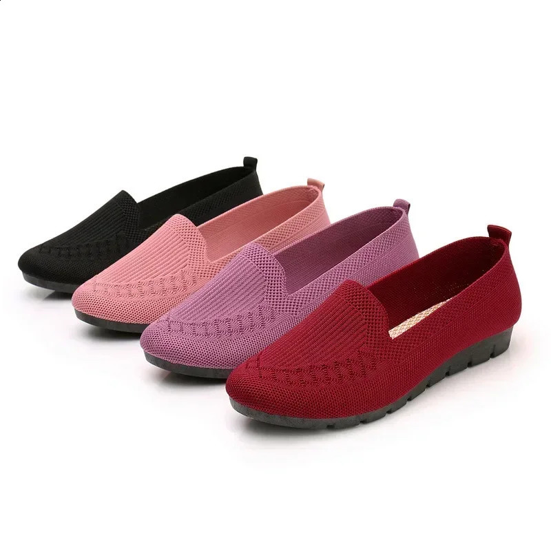 mesh breathable sports shoes breathable and lightweight slip on flat casual shoes Loafers socks shoes Zapatillas Mujer for women 240914