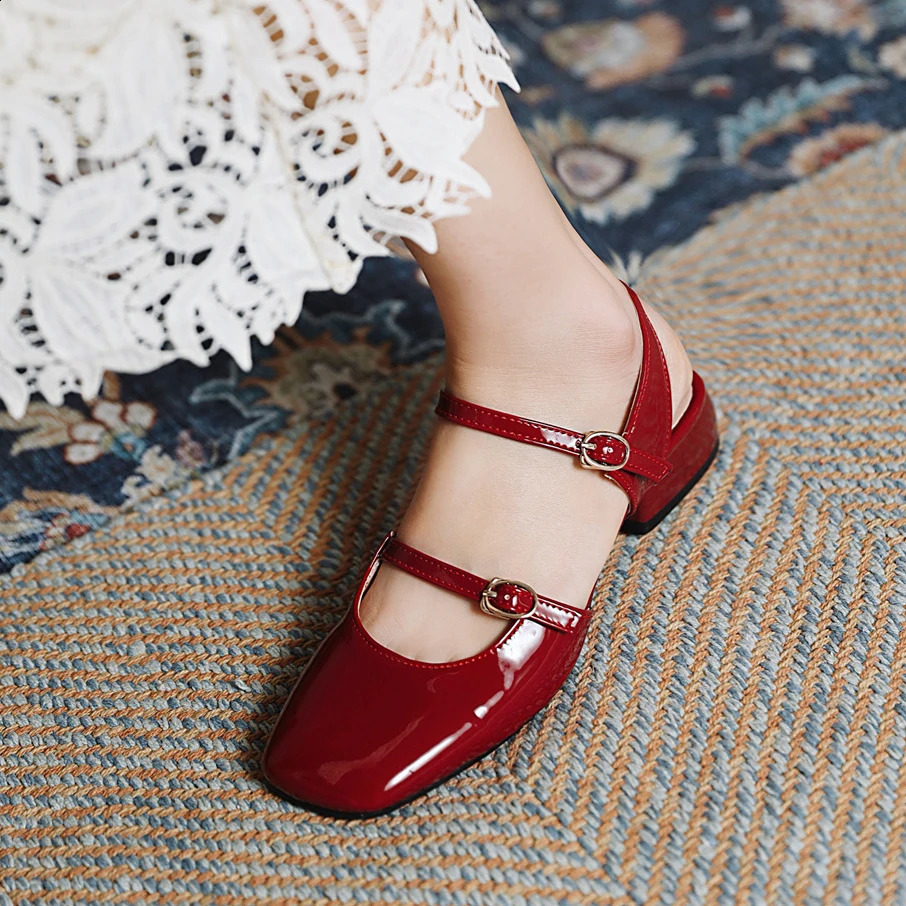 2025 new Vintage Square Toe Buckle Band Mary Jane Flats Women Casual Loafers Flat Shoes Woman Ballerina Slip On Shallow Solid Moccasins 240904