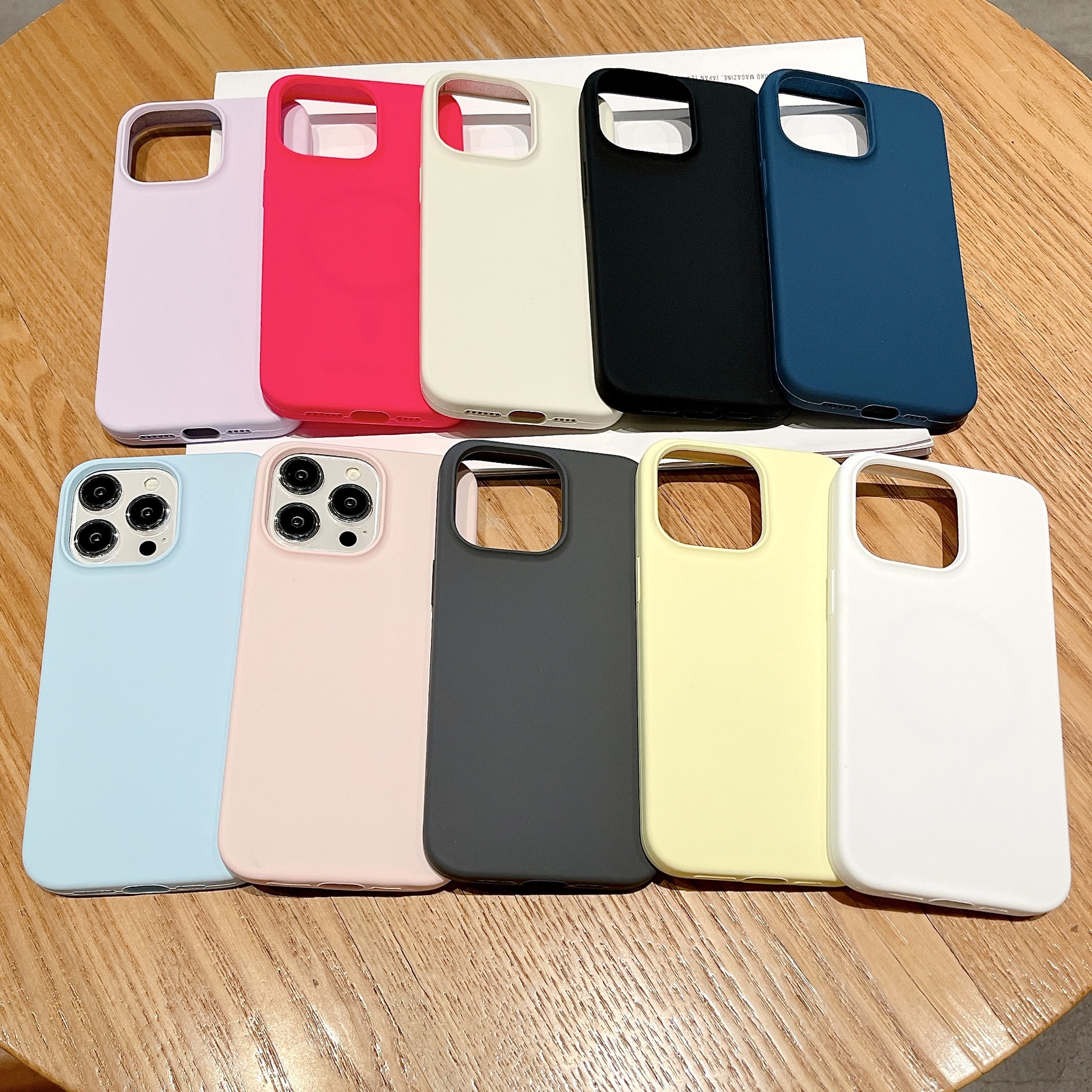 Liquid Silicone Fashion Candy Color Rose Red Magnetic For Magsafe Wireless Charging Case Shockprof Protetive Cover For iPhone 16 15 14 12 13 Pro Max P