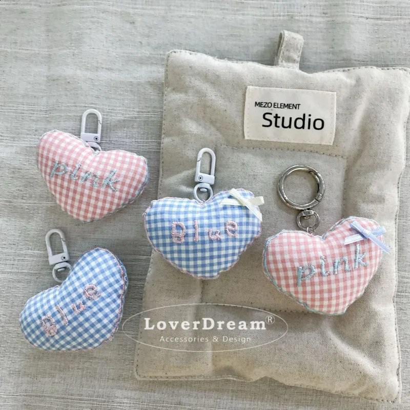 1 piece of sweet lace bow pendant fashionable korean heartshaped checkered keychain charm bag wallet accessories 240910 zhanyishengli