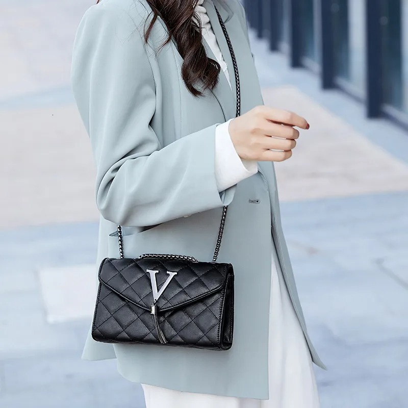 Evening Bags Black Handbags And Purse Women PU Leather Messenger Shoulder Bag Plaid Female Crossbody Tassel Quilted Brand 230628