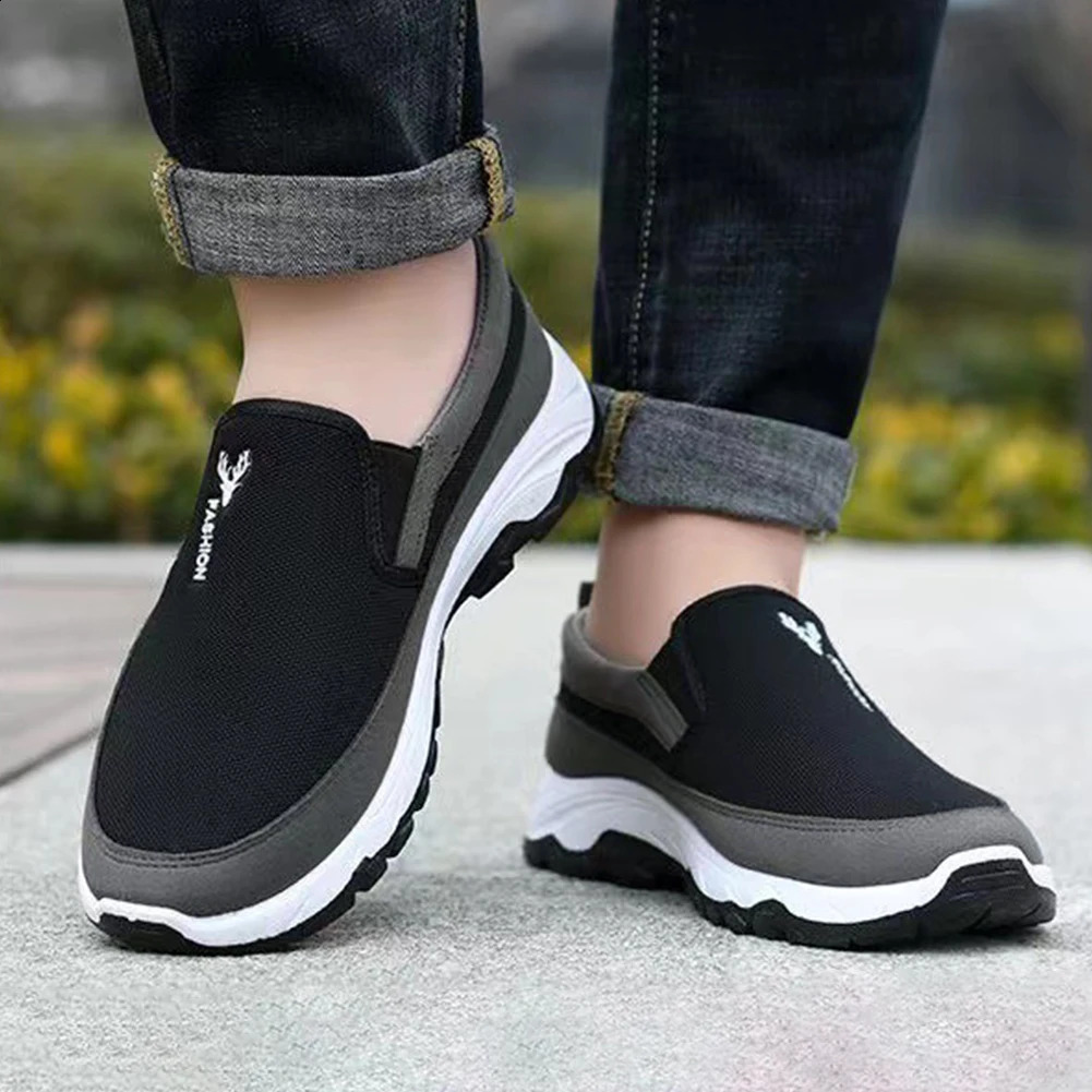 Mens running and hiking sports shoes breathable orthopedic travel Plimsols anti slip and comfortable suitable for outdoor activities such as hiking 24