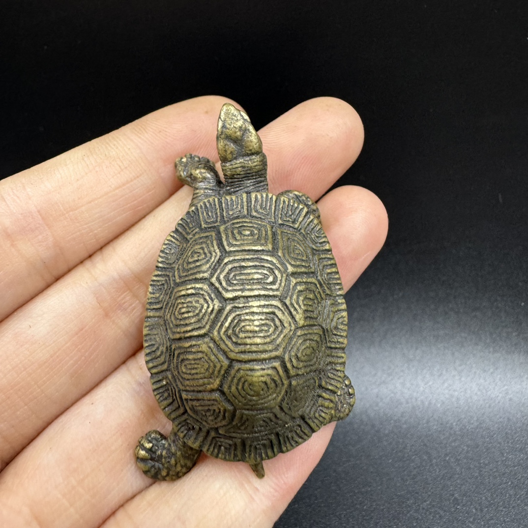 Brass small turtle ornaments solid copper thousand-year-old turtle pattern longevity turtle mini copper turtle simulation turtle bronze 65.5g