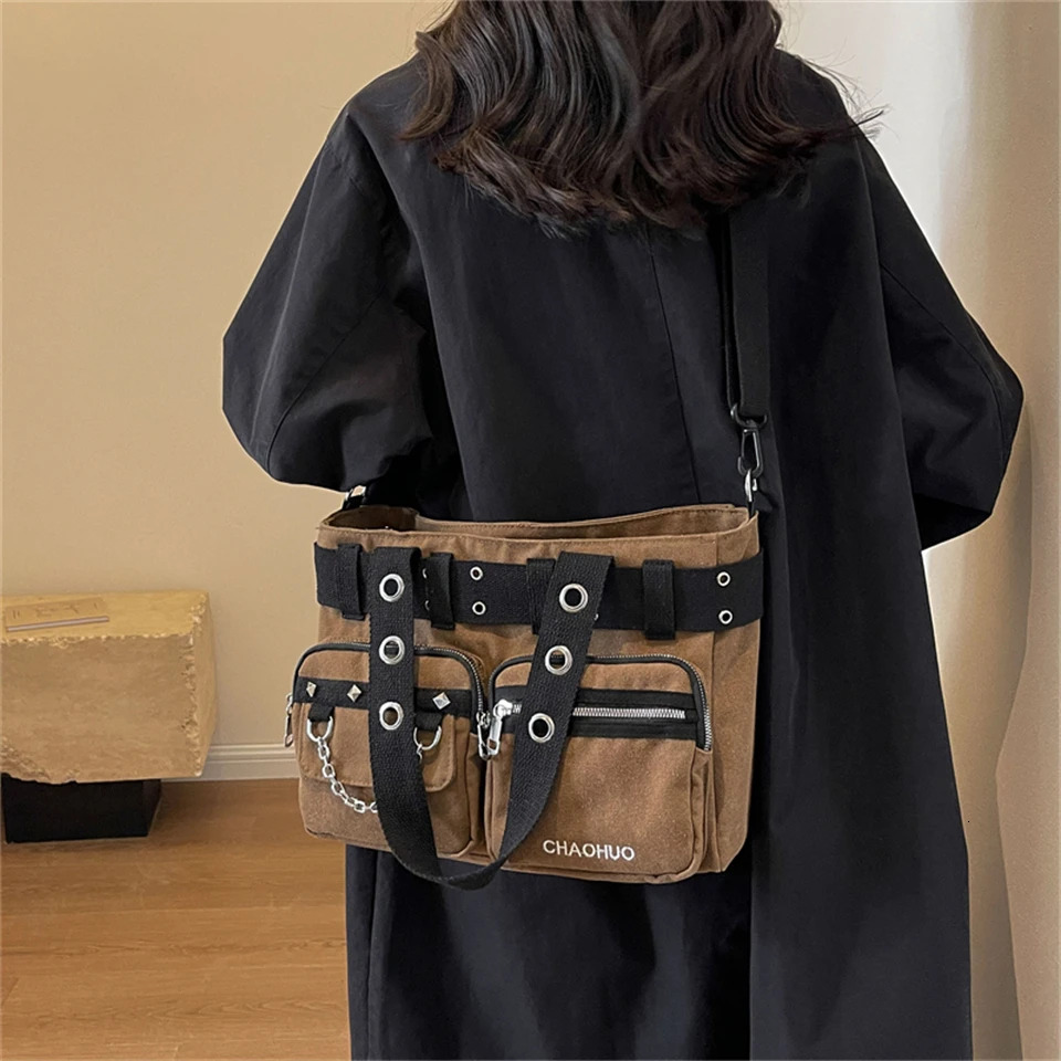Spring And Autumn New Chain Buckle Shoulder Solid Bag Zipper Rivet Designer Multifunctional Women's Handbag Bolsas De Hombro Crossbody Bag Tote B
