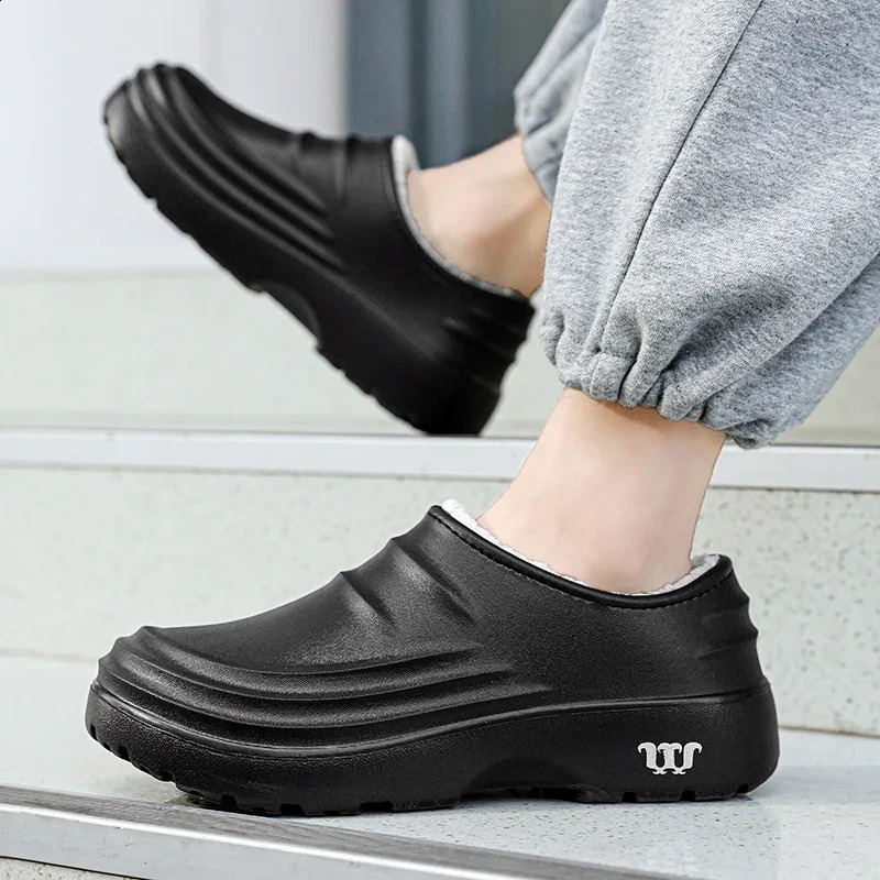 Mens garden shoes womens chef shoes winter warm chloroprene rubber waterproof kitchen slippers anti slip household slippers 240914