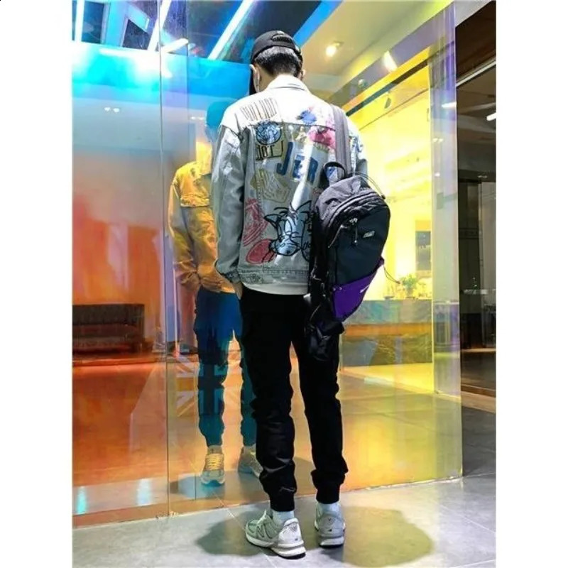 Fashion cartoon pattern denim jacket mens streetwear trend hole casual loose jeans jacket top 240906