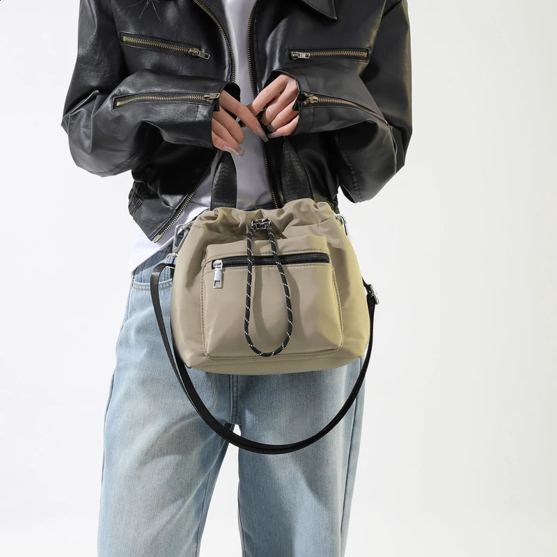 Selg Solid Drawstring Bucket Fashionable and Versatile Large Capacity Multi Functional Shoulder Bag 240910 4