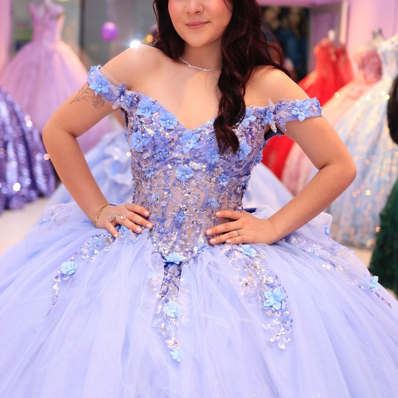 Light Lavender Sparkly Princess Quinceanera Dresses 2024 Off Shoulder Applique Lace Beads Tull Corset Gillter vestido de 15 Sweet 16 Dress