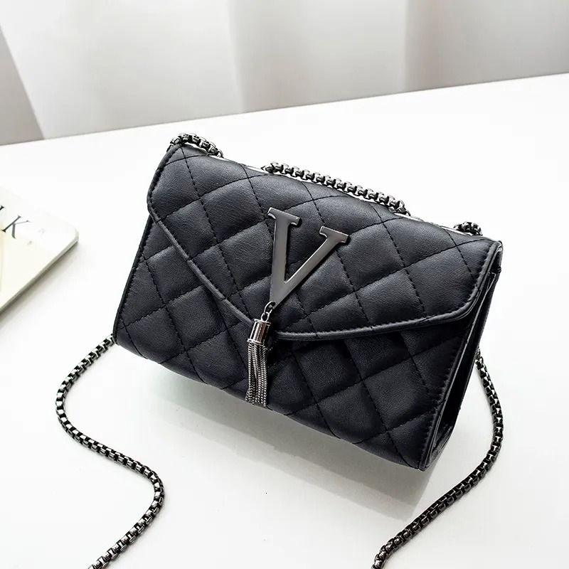Evening Bags Black Handbags And Purse Women PU Leather Messenger Shoulder Bag Plaid Female Crossbody Tassel Quilted Brand 230628