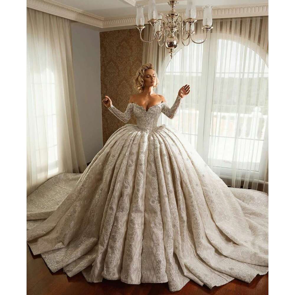 Plus Size Wedding Dress Off Shoulder Lace Appliques Bridal Gowns Custom Made Beads Long Sleeves Vestido de novia